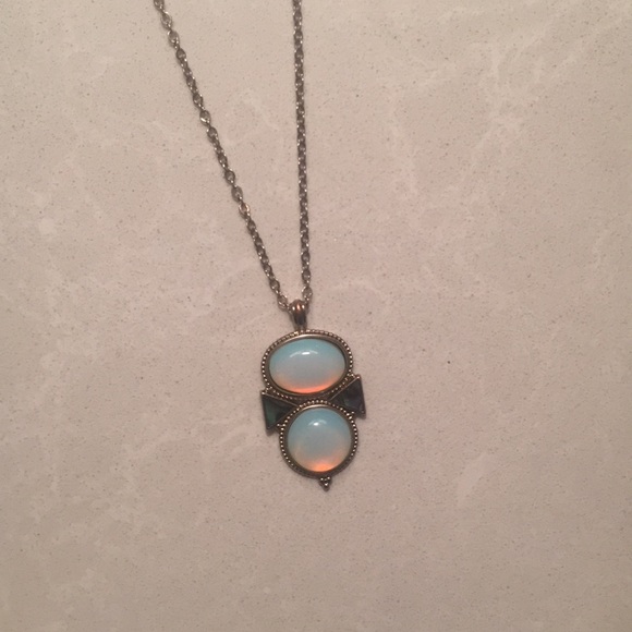 American Eagle Outfitters Jewelry - opal pendant necklace